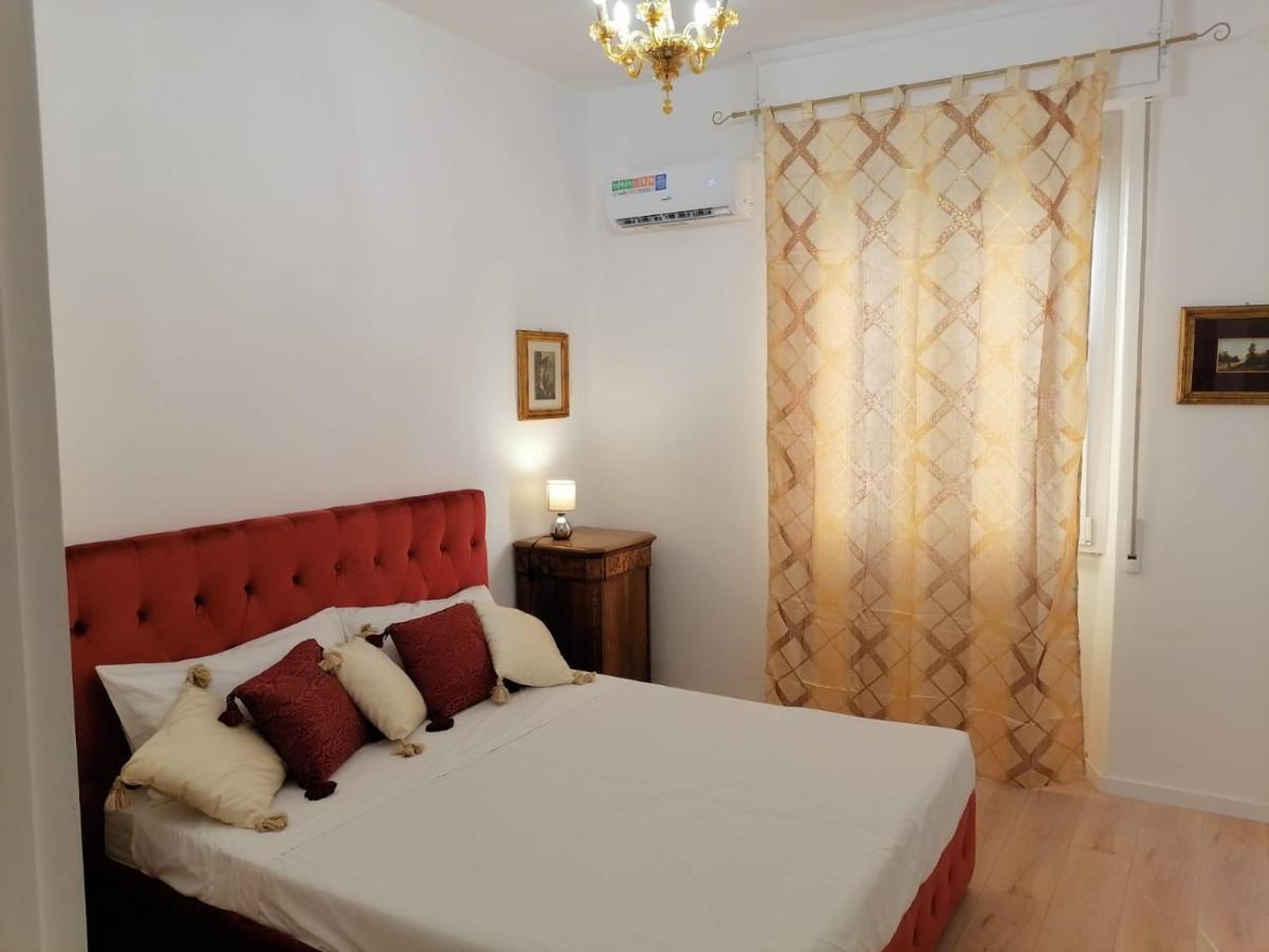 Rome Luxury Rooms ภายนอก รูปภาพ